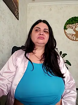 -CUTE-EVVIL- online show from 05-04-26, 07:48
