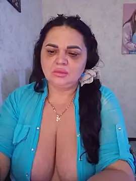 -CUTE-EVVIL- online show from 06-13-26, 08:07