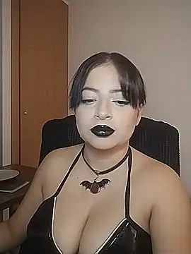 Snapshot of Noire_Mistress chatting on 07-07-26, 02:32 Noire Mistress online show from 07-07-26, 02:32