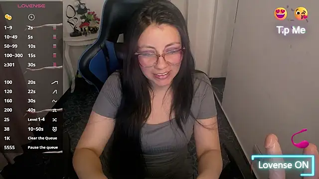 Snapshot of Valeri_bj chatting on 06-17-26, 09:16 Valeri bj online show from 06-17-26, 09:16
