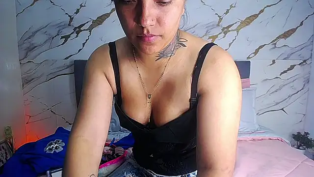 love sharit0409 online show from 04-26-26, 12:52