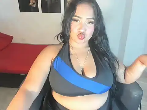 Snapshot of Curvybigassx chatting on 07-24-26, 03:04 Curvybigassx online show from 07-24-26, 03:04