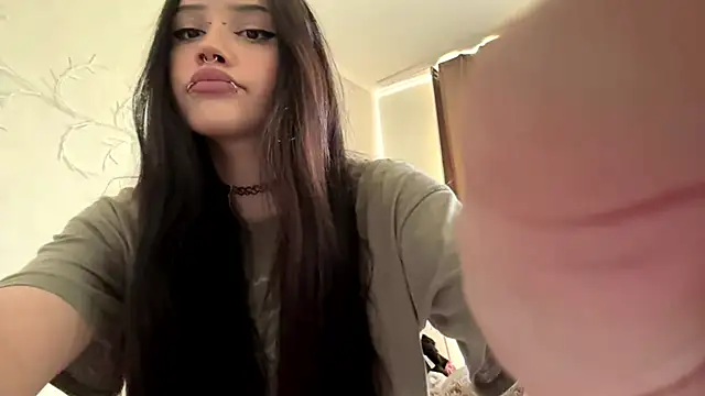 LouisePavlides online show from 05-22-26, 12:44