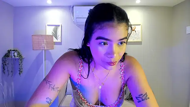Snapshot of Noah_owenss chatting on 06-05-26, 12:44 Noah owenss online show from 06-05-26, 12:44