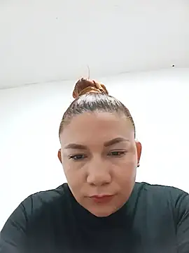Luna Morch online show from 06-10-26, 11:57