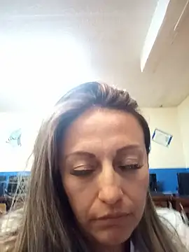 Snapshot of Angel_Nova_ chatting on 06-09-26, 03:34 Angel Nova online show from 06-09-26, 03:34