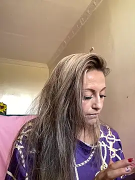 Snapshot of Angel_Nova_ chatting on 06-17-26, 04:08 Angel Nova online show from 06-17-26, 04:08