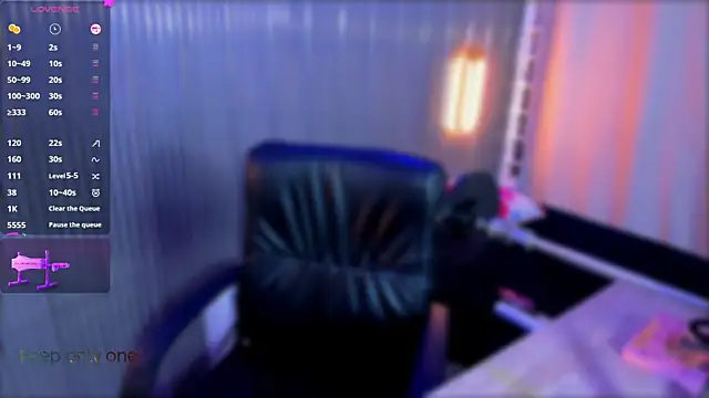 Snapshot of brunette_zoe chatting on 07-18-26, 12:42 brunette zoe online show from 07-18-26, 12:42