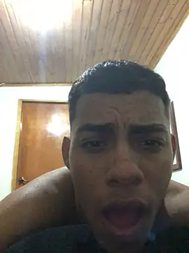 Snapshot of Antonelo_blake chatting on 06-17-26, 12:02 Antonelo blake online show from 06-17-26, 12:02