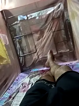 Pareja carliente online show from 04-29-26, 12:27