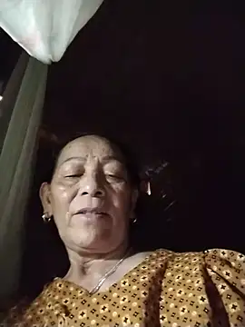 Snapshot of mouth22 chatting on 05-26-26, 05:36 mouth22 online show from 05-26-26, 05:36