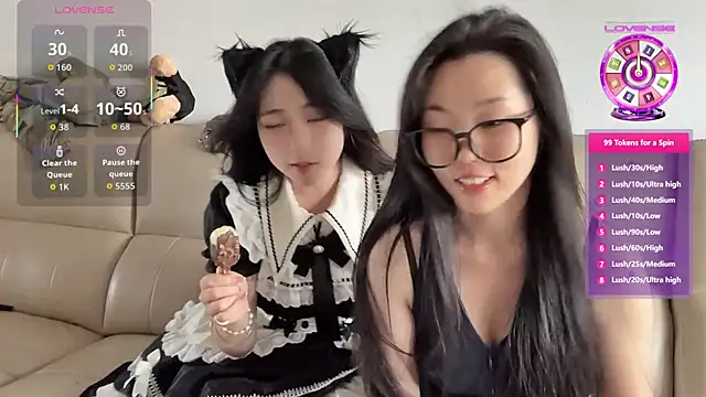 Snapshot of XIAOnaimao-001 chatting on 06-20-26, 08:17 XIAOnaimao-001 online show from 06-20-26, 08:17