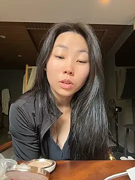 Snapshot of XIAOnaimao-001 chatting on 07-28-26, 03:13 XIAOnaimao-001 online show from 07-28-26, 03:13