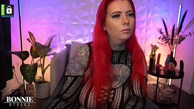 BonnieStylez online show from 02-04-26, 03:56