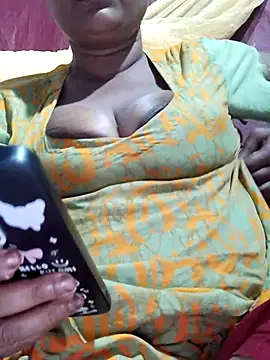 Snapshot of Gulapi_N chatting on 05-10-26, 05:56 Gulapi N online show from 05-10-26, 05:56