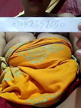 Snapshot of Gulapi_N chatting on 05-15-26, 11:45 Gulapi N online show from 05-15-26, 11:45