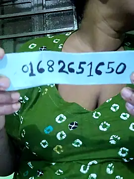 Snapshot of Gulapi_N chatting on 06-06-26, 06:12 Gulapi N online show from 06-06-26, 06:12