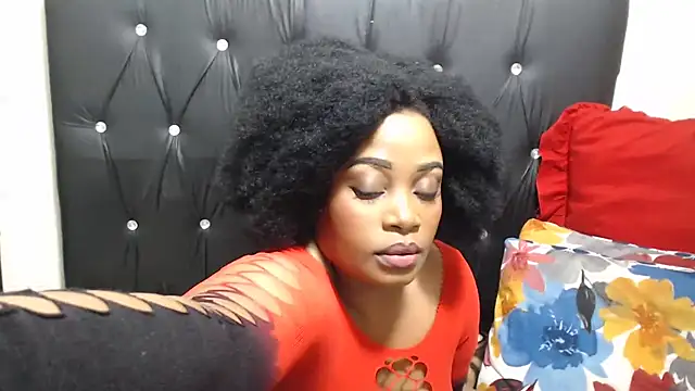 Snapshot of GlamGoddess91 chatting on 07-23-26, 12:36 GlamGoddess91 online show from 07-23-26, 12:36