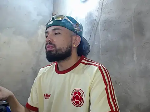 camilorestrepo77 online show from 05-03-26, 08:37