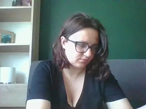 sensual paris online show from 05-28-26, 05:27