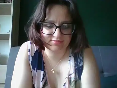 Snapshot of sensual_paris chatting on 06-22-26, 05:26 sensual paris online show from 06-22-26, 05:26