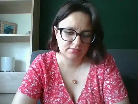 Snapshot of sensual_paris chatting on 06-25-26, 05:23 sensual paris online show from 06-25-26, 05:23
