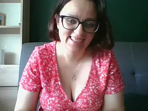 Snapshot of sensual_paris chatting on 06-29-26, 10:15 sensual paris online show from 06-29-26, 10:15