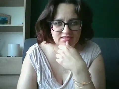 Snapshot of sensual_paris chatting on 07-03-26, 05:25 sensual paris online show from 07-03-26, 05:25