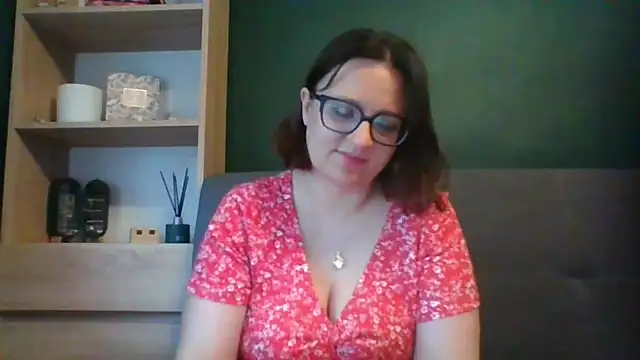 Snapshot of sensual_paris chatting on 07-27-26, 05:36 sensual paris online show from 07-27-26, 05:36