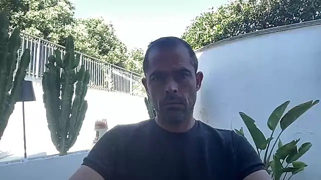 Snapshot of Riccardo86xx chatting on 05-20-26, 02:45 Riccardo86xx online show from 05-20-26, 02:45