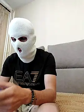 MrDarkBody1 online show from 04-28-26, 07:24