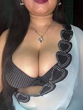 Snapshot of Naughty_pooja44 chatting on 07-26-26, 06:48 Naughty pooja44 online show from 07-26-26, 06:48