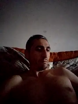 Alejandro83bsf online show from 04-27-26, 06:17