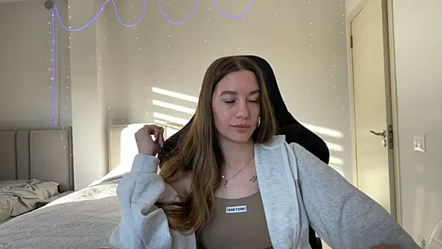 PrincesSsLilu online show from 05-17-26, 04:43