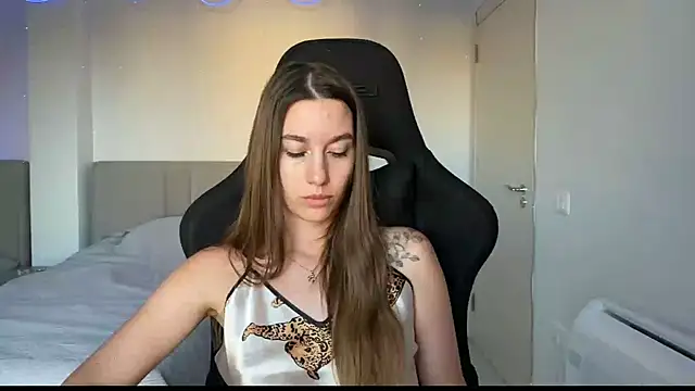 PrincesSsLilu online show from 06-12-26, 05:23