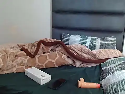 Sugerboobs online show from 04-28-26, 02:33