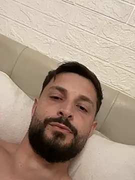 Damiannn33 online show from 04-29-26, 08:04
