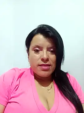 Snapshot of Samantha_Kieran chatting on 05-26-26, 08:27 Samantha Kieran online show from 05-26-26, 08:27