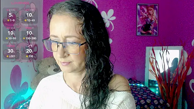 aura latinax online show from 04-30-26, 12:44