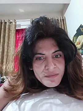 Snapshot of SexyShila-97 chatting on 05-31-26, 06:10 SexyShila-97 online show from 05-31-26, 06:10