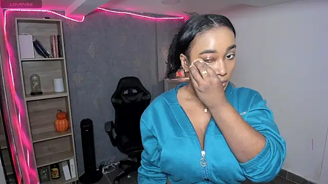 alessia anderson online show from 10-21-25, 11:27