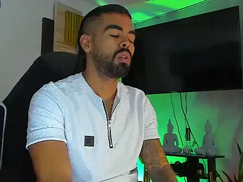  kameron9811 online show from 05-05-26, 10:18