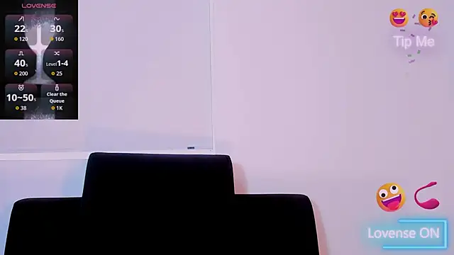 Snapshot of SahirCharm chatting on 05-25-26, 11:16 SahirCharm online show from 05-25-26, 11:16