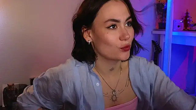 viktoriamoore online show from 05-18-26, 06:47