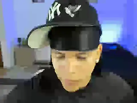 Snapshot of sant_wahlberg chatting on 07-01-26, 10:53 sant wahlberg online show from 07-01-26, 10:53