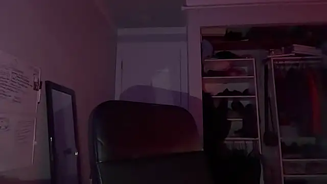 Maddieblairxo online show from 07-26-26, 08:10
