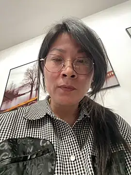 yeye 023 online show from 05-01-26, 10:20