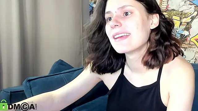 Snapshot of Kira_Be11 chatting on 06-11-26, 02:53 Kira Be11 online show from 06-11-26, 02:53