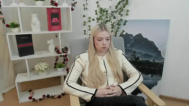 AmandaTrousdale online show from 04-29-26, 05:30