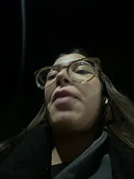 Snapshot of Sweet_Milaa1 chatting on 07-12-26, 04:14 Sweet Milaa1 online show from 07-12-26, 04:14